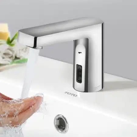 voi lavabo cam ung toto